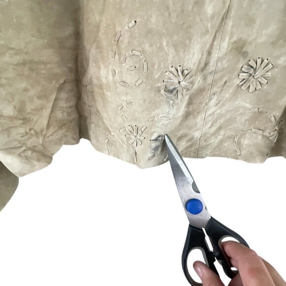 Coldwater Creek Tan Boho Western Embroidered 100% Leather Jacket XL Flower Detai - Picture 7 of 11